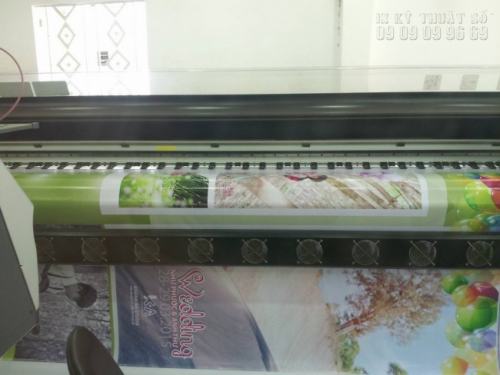 Công ty In Ấn Quảng Cáo  tiến hành in backdrop cưới hình ảnh sắc nét, màu tuyệt vời bằng máy in khổ lớn, sử dụng đầu phun in Nhật Bản cho độ mịn hình ảnh cao
