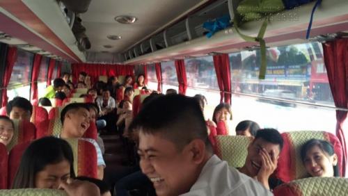 Đi chơi biển Trung thu 2016 nhân viên công ty TNHH In Kỹ Thuật Số - trò chơi hoạt náo trên chuyến đi Đi chơi biển Trung thu 2016 nhân viên công ty TNHH In Kỹ Thuật Số - trò chơi hoạt náo trên chuyến đi