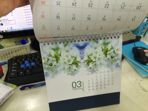 Mẫu lịch để bàn 2017 - Chủ đề Hoa đào 2 Mẫu lịch để bàn 2017 - Chủ đề Hoa đào 2