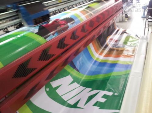 Đến với In Kỹ Thuật Số bạn sẽ được thiết kế và in hiflex giá rẻ ngay tại xưởng với máy móc, công nghệ hiện đại bật nhất trên thị trường.