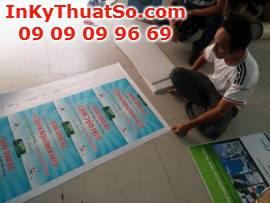 In bảng trúng thưởng cho chương trình sự kiện với PP dán format cứng