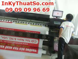 In bạt khổ lớn cho quảng cáo ngoài trời tại quận 3