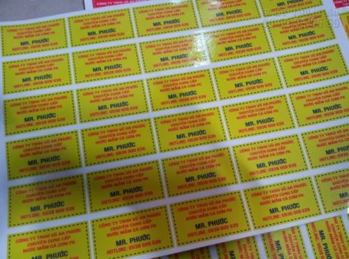 Thành phẩm in decal giấy làm tem nhãn dán chai nước mắm cho Cơ sở sản xuất nước mắm MR. Phước Thành phẩm in decal giấy làm tem nhãn dán chai nước mắm cho Cơ sở sản xuất nước mắm MR. Phước