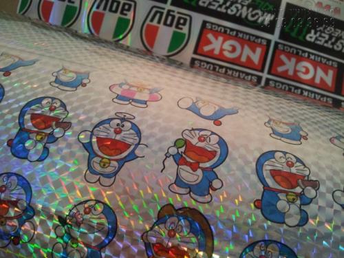 Decal 7 màu hình Doremon đẹp, ấn tượng, thành phẩm bế đẹp từ máy bế Mimaki hiện đại Decal 7 màu hình Doremon đẹp, ấn tượng, thành phẩm bế đẹp từ máy bế Mimaki hiện đại