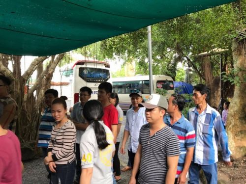 Công ty In Kỹ Thuật Số hoạt động xã hội cúng dường trai tăng và khuân đồ hộ các sư thầy tại Thiền Viện Trúc Lâm Phật Đăng vào ngày 28/5/2017 Công ty In Kỹ Thuật Số hoạt động xã hội cúng dường trai tăng và khuân đồ hộ các sư thầy tại Thiền Viện Trúc Lâm Phật Đăng vào ngày 28/5/2017