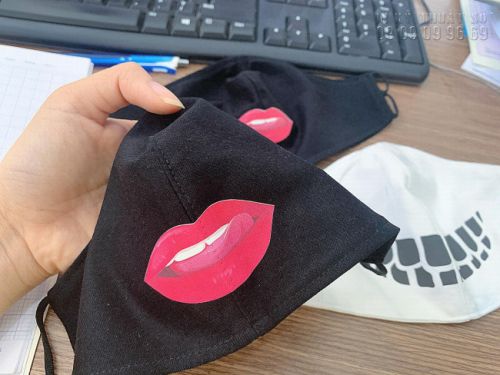 Báo giá in decal ép nhiệt sticker ép lên khẩu trang, nhận in mọi số lượng, hàng trong ngày - Ảnh: 4