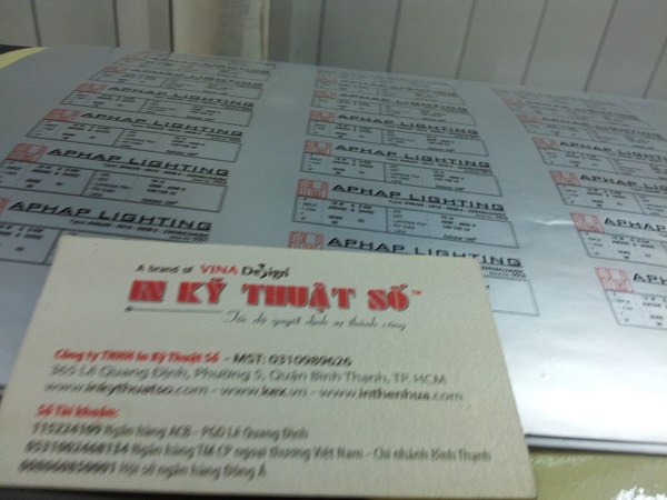 In tem bạc hình chữ nhật