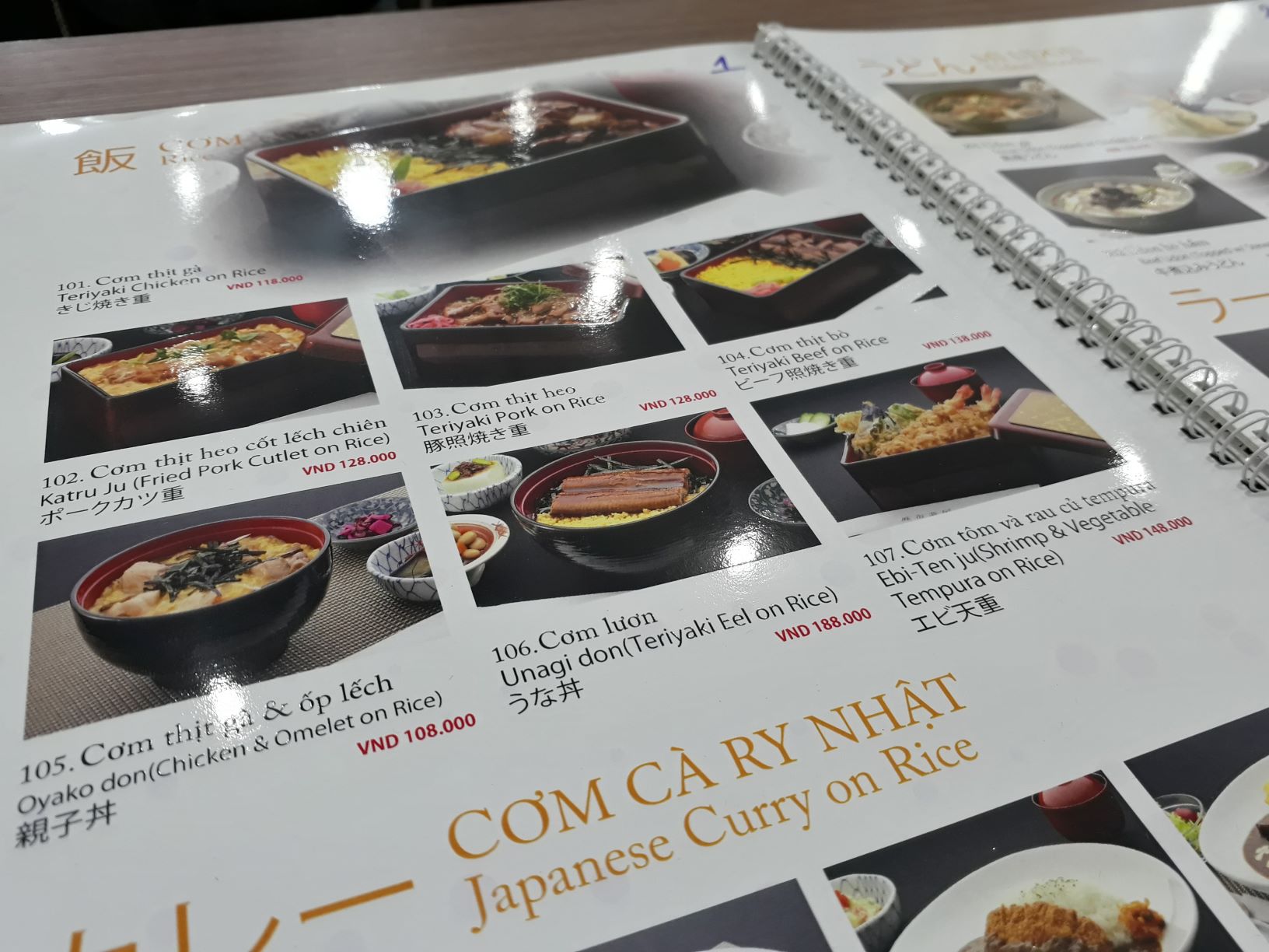 Thiết kế menu phải thật hấp dẫn để thu hút và tạo cảm hứng cho khách hàng
