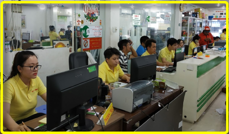 Đội ngũ nhân viên thiết kế tại công ty In Kỹ Thuật Số