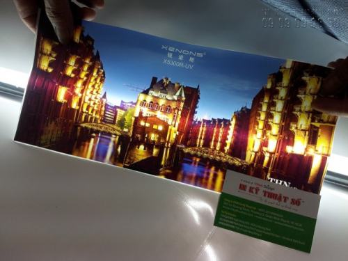 In UV làm tranh trang trí