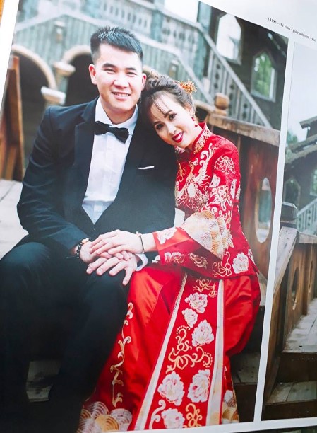 In ảnh cưới bằng chất liệu gì