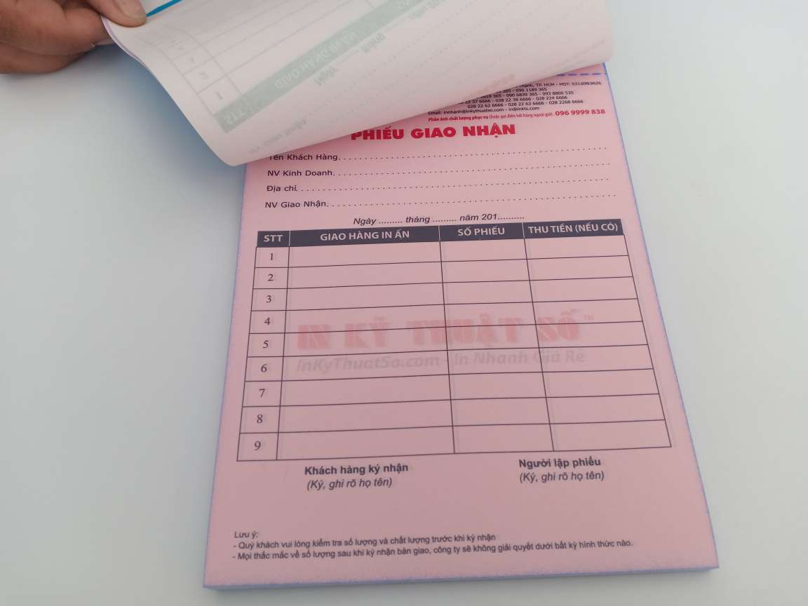 In hoá đơn bằng chất liệu giấy