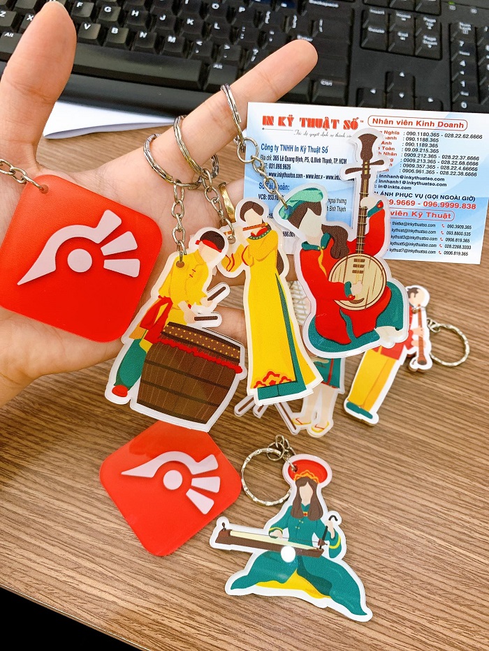 Đặt làm móc khóa sticker mica màu in hình theo yêu cầu, cắt theo viền, in số lượng ít TPHCM - Ảnh: 4